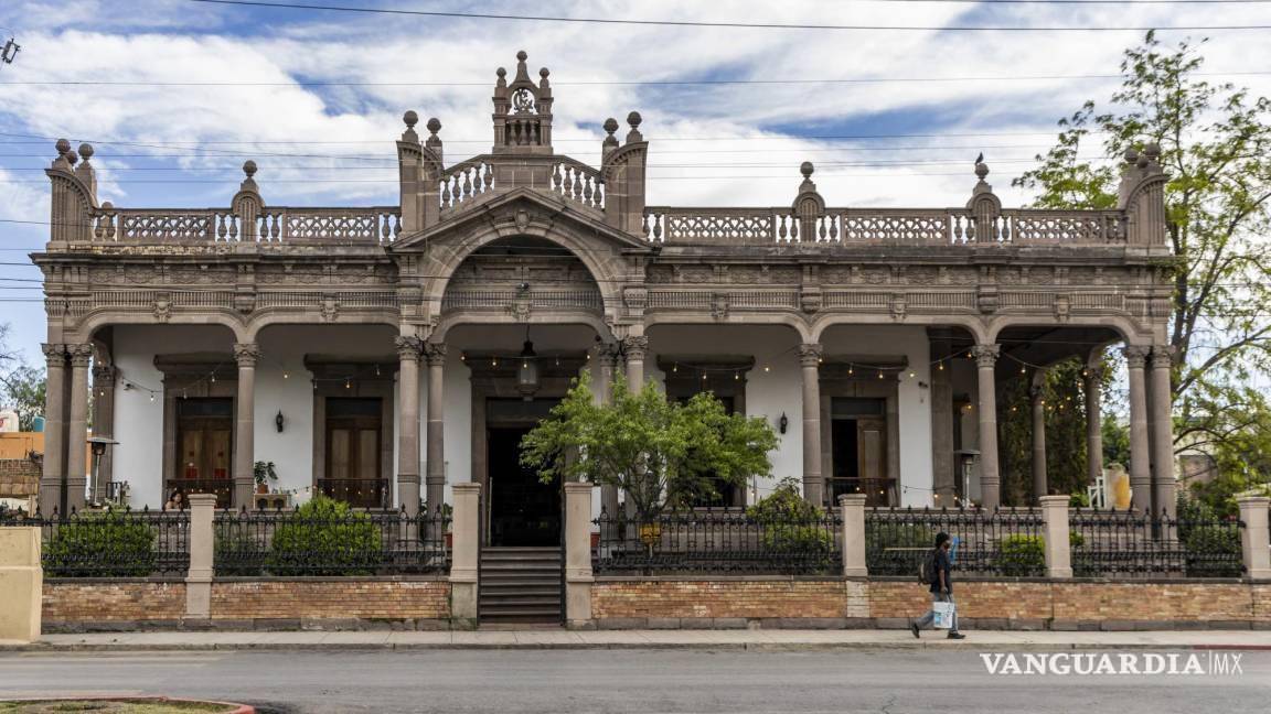 Posible cierre de librería Monsiváis se considera ‘derrota social’ y ‘un golpe brutal’ por escritores locales