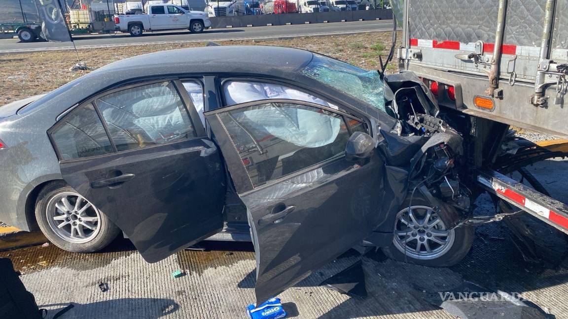 Choque deja tres personas heridas en la carretera Saltillo-Monterrey