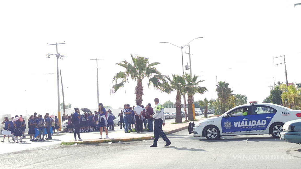 Alumnos y profesores toman instalaciones de la PVC en Torreón