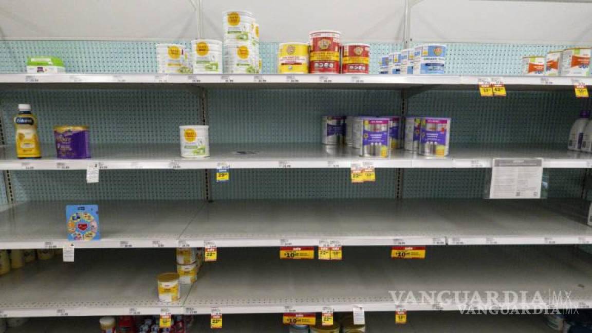 Escasez obliga a EU comprar leche de fórmula en México