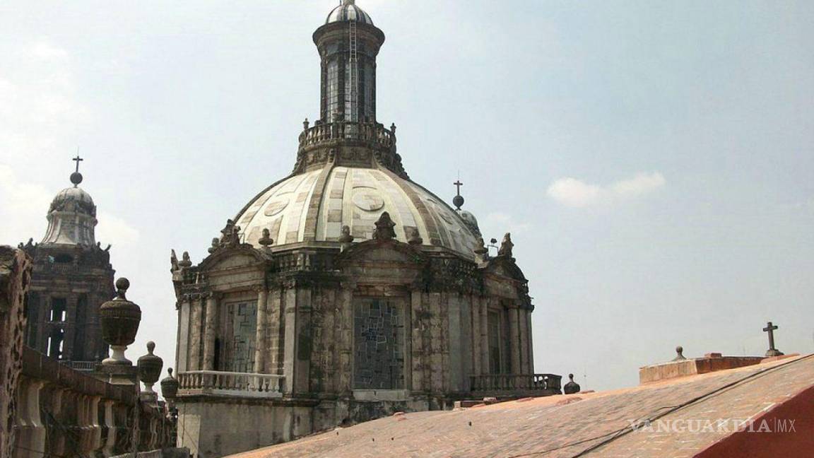 Descubren reliquias antiguas en la cúpula de la Catedral Metropolitana