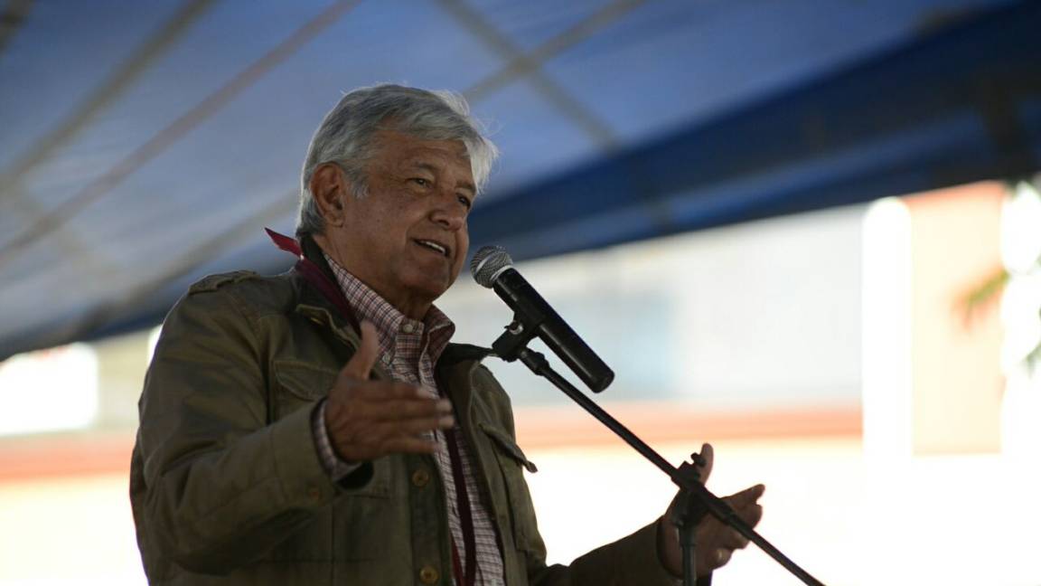 Apoyo a Peña, 'sólo si se defiende con firmeza a migrantes': AMLO