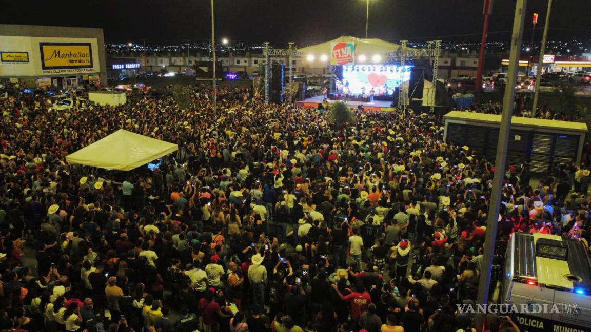 $!18 mil personas acudieron al concierto del Poder del Norte, en la colonia Mirasierra.