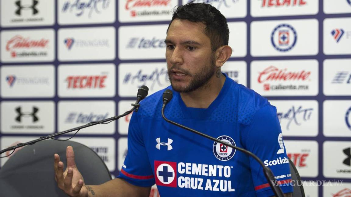 $!Pélaez 'manda a volar' a jugador del Cruz Azul, días antes del juego de Vuelta contra Rayados