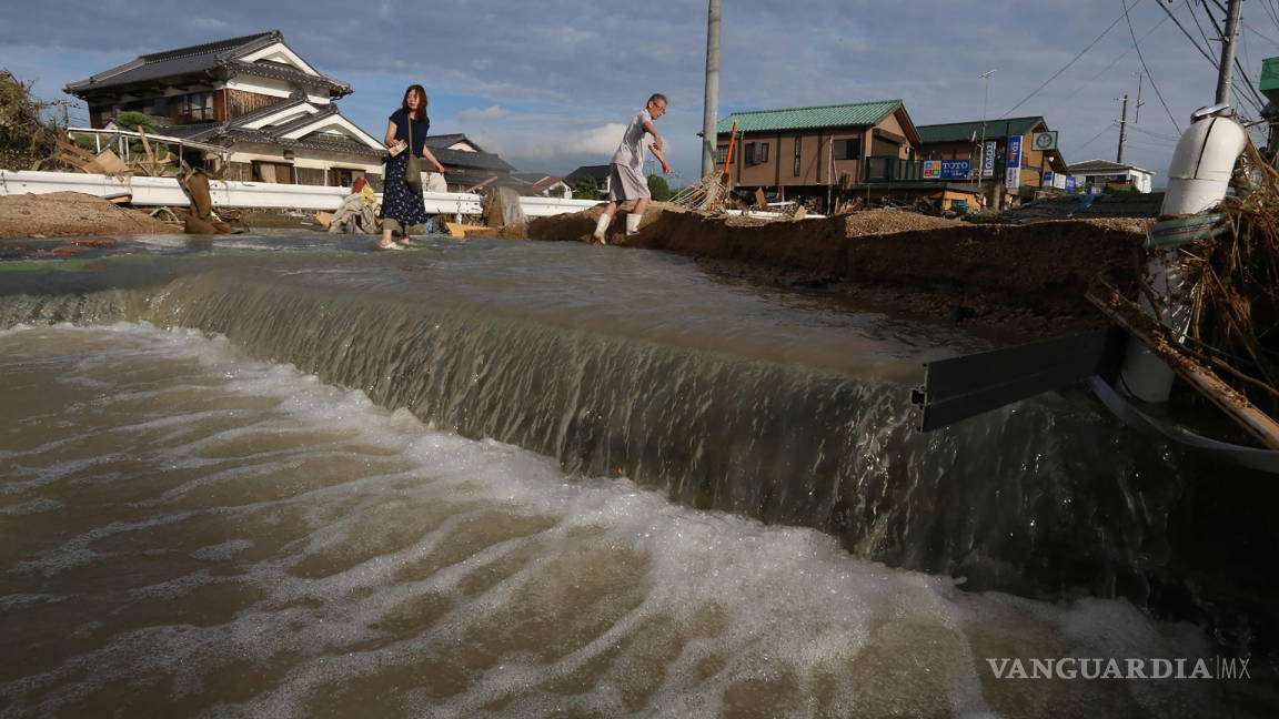 Sube a 122 el número de muertos por inundaciones en Japón