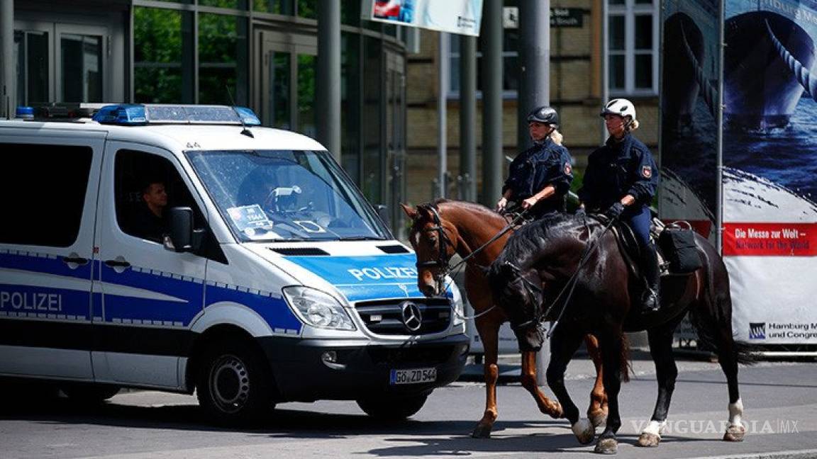 Reportan ataque de un hombre armado con un cuchillo en Düsseldorf, Alemania