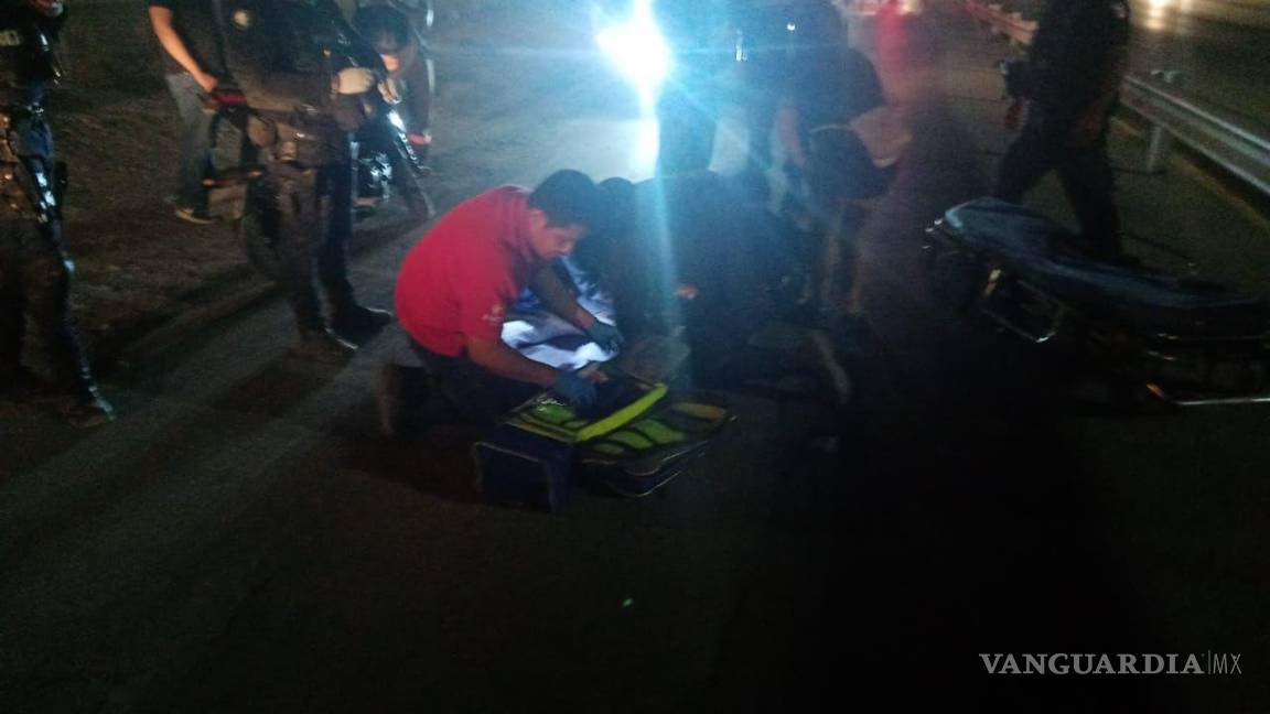 Motociclista se cercena la pierna en Ramos; lo atienden bomberos