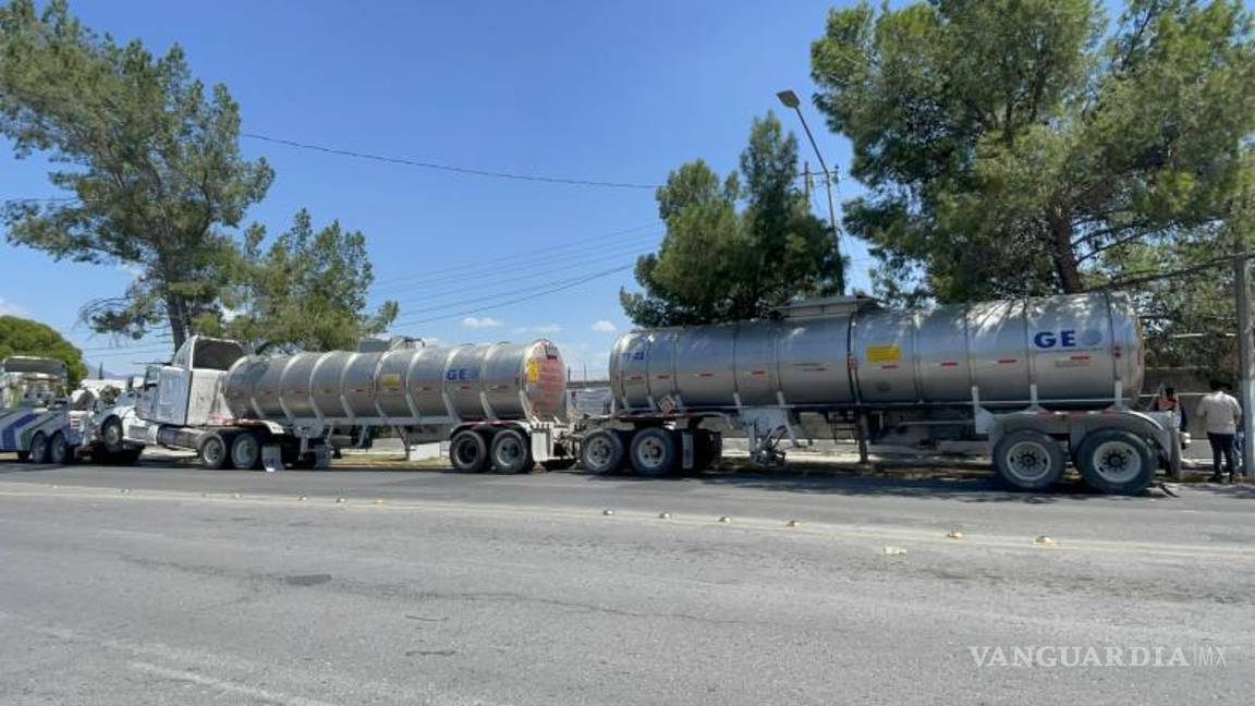 $!El camión asegurado fue trasladado a un corralón para su custodia e investigación.