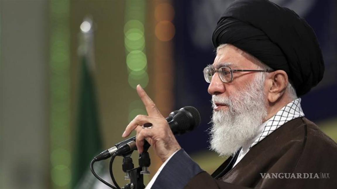 &quot;No es suficiente&quot;... ayatolá Khamenei celebró el ataque a bases de EU