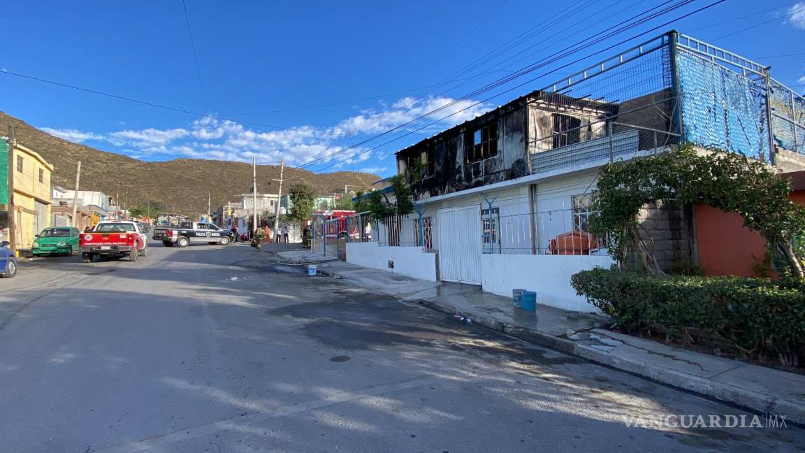 Se consume en llamas planta alta de templo israelita en Saltillo; no hubo lesionados