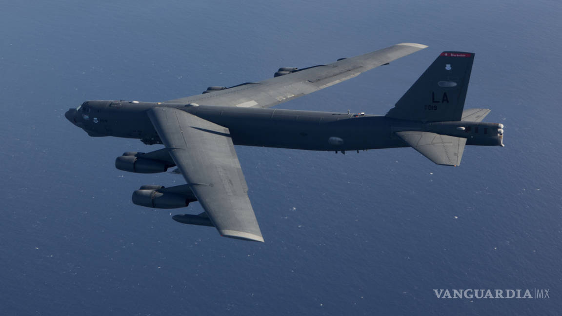 EU envía bombarderos B-52 capaces de portar armas nucleares para atacar al EI