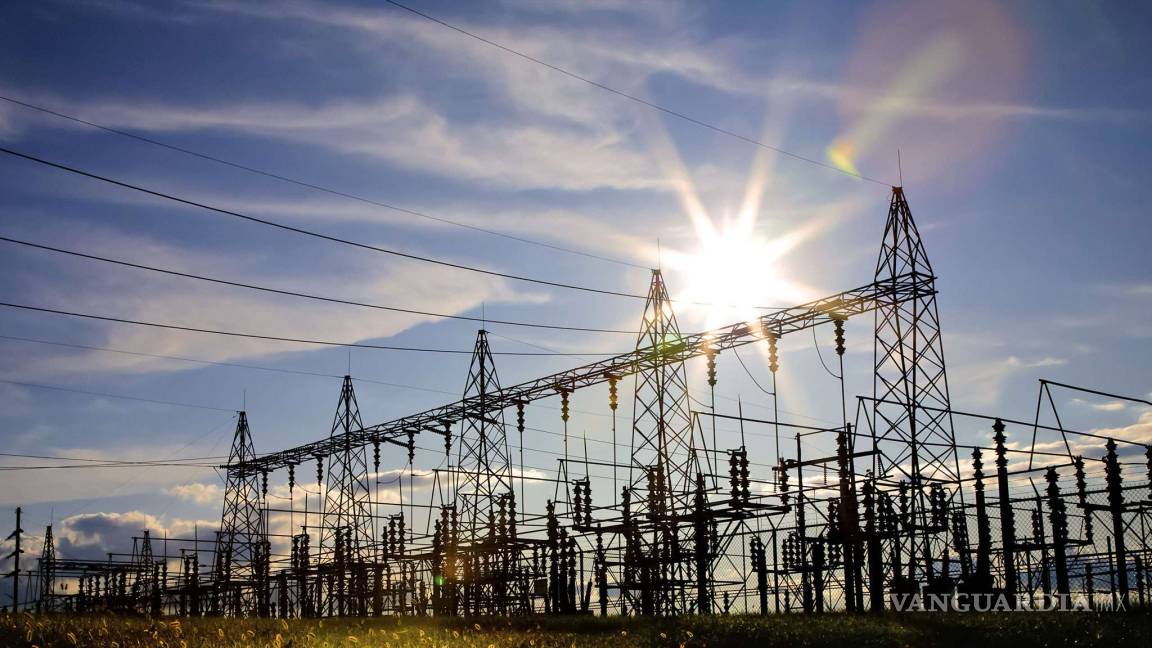 Hay espacio para bajar tarifas eléctricas en fin de año: CCE