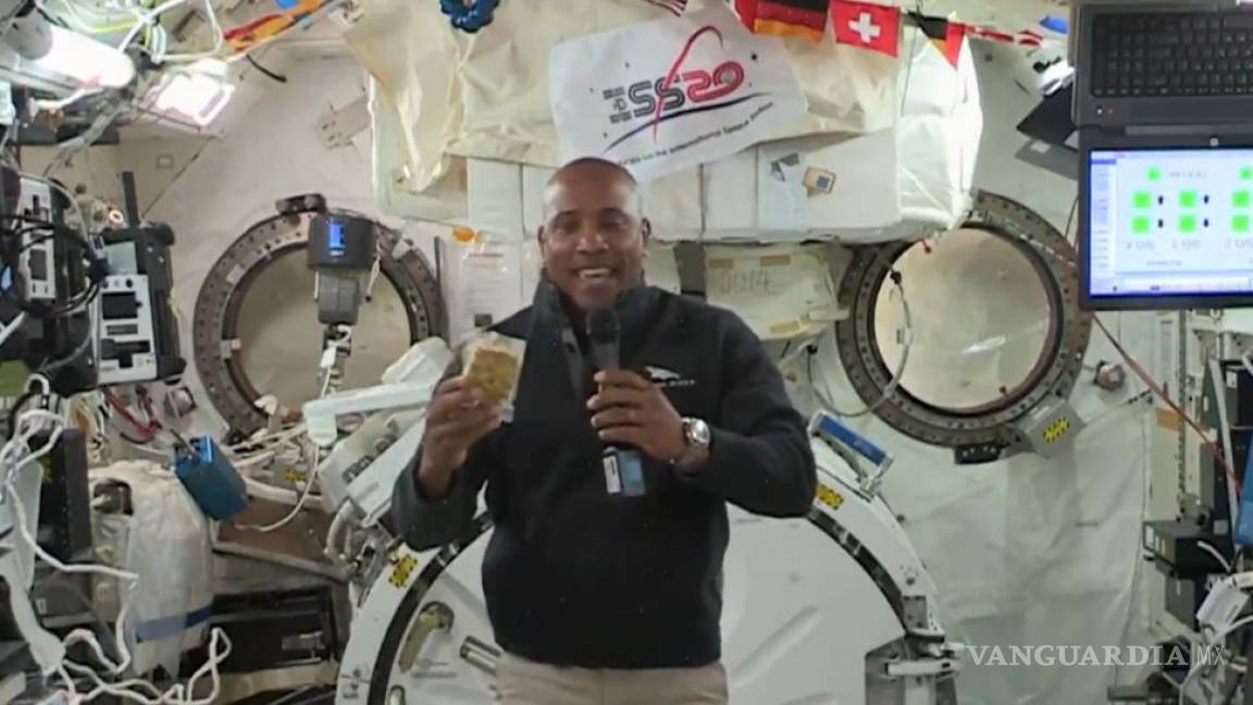 En este Día de Acción de Gracias, esto es lo que comerán los astronautas en el espacio