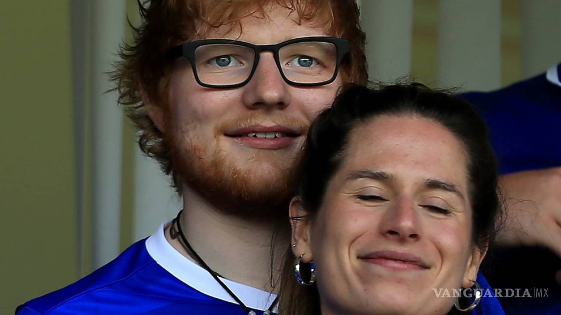 Ed Sheeran se habría casado en secreto antes de Navidad