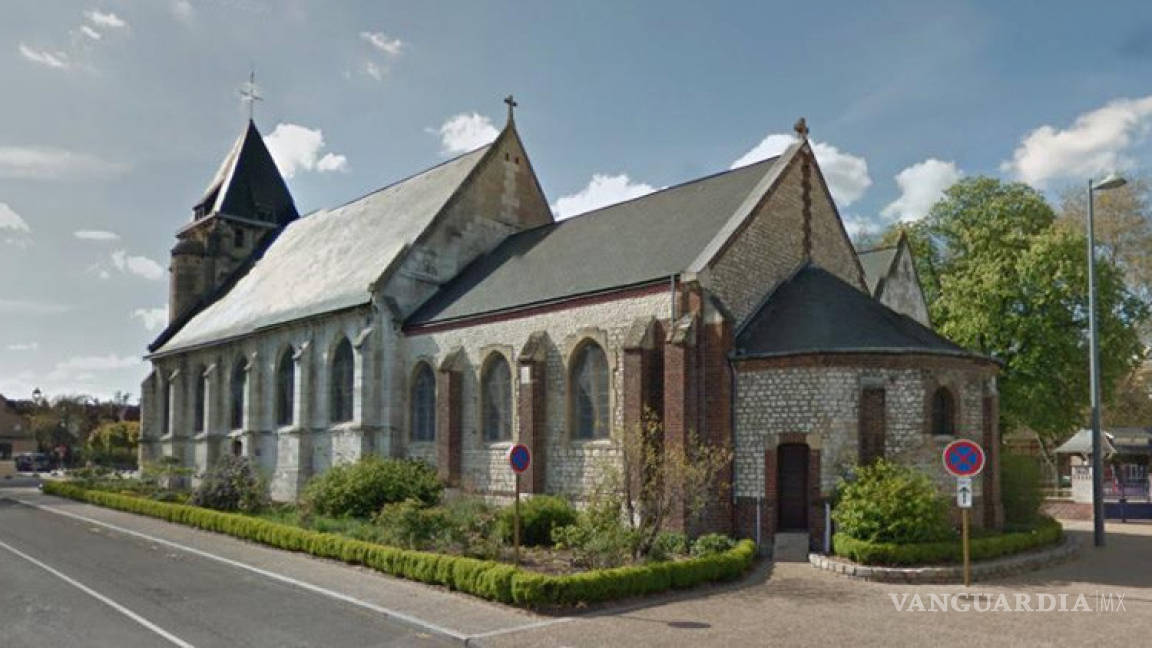 Cura muere degollado en una toma de rehenes de una iglesia en Francia