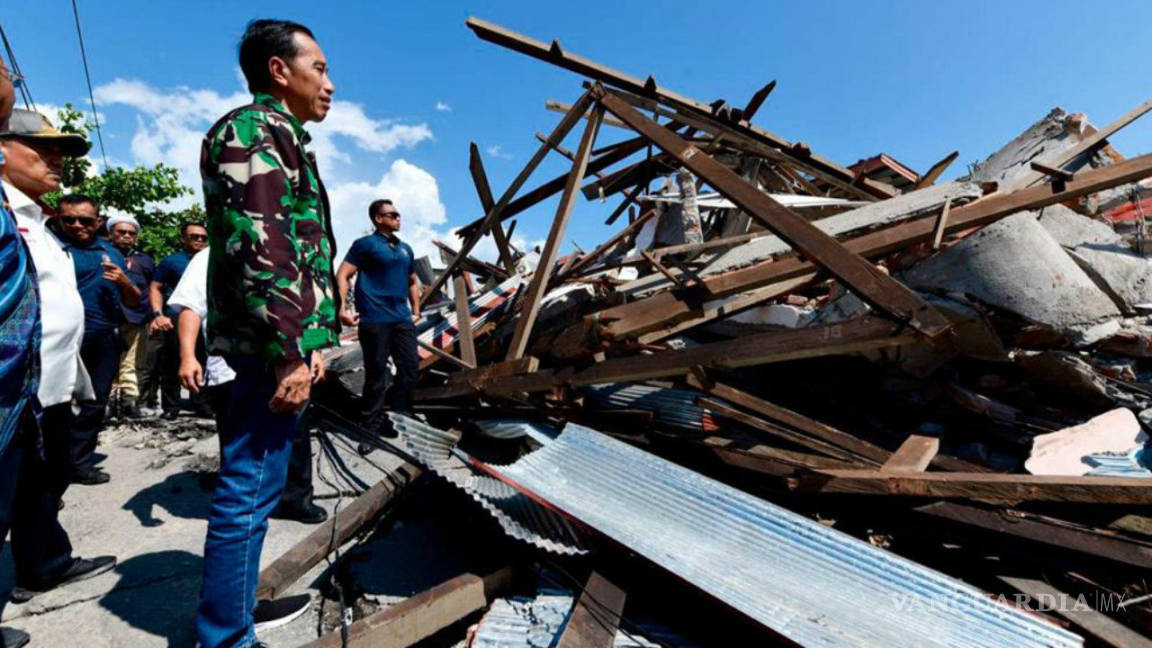 $!Ya son 1200 los muertos por tsunami en Indonesia