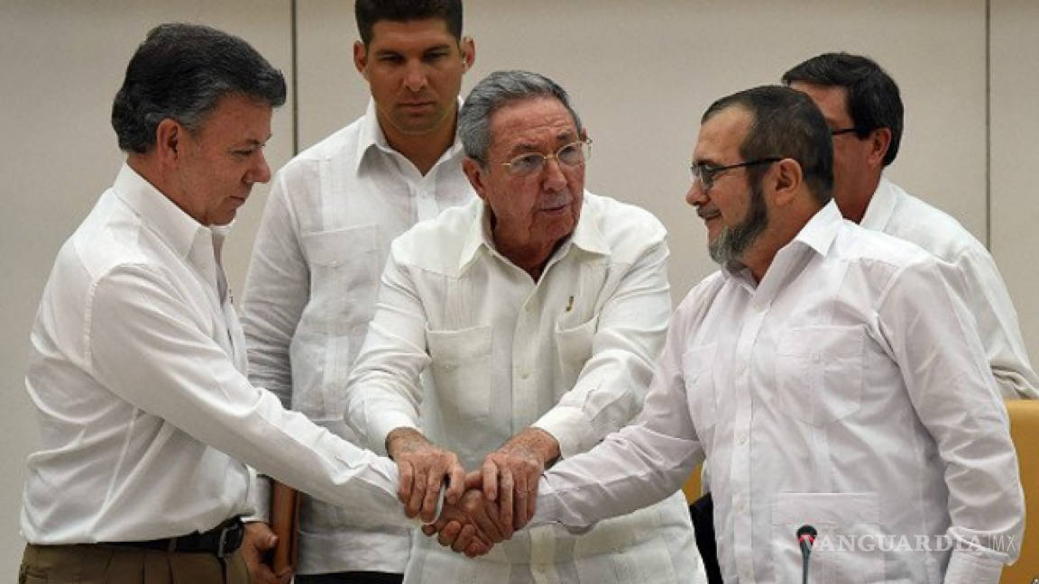 Gobierno de colombiano y FARC logran acuerdo de paz ‘final, integral y definitivo’