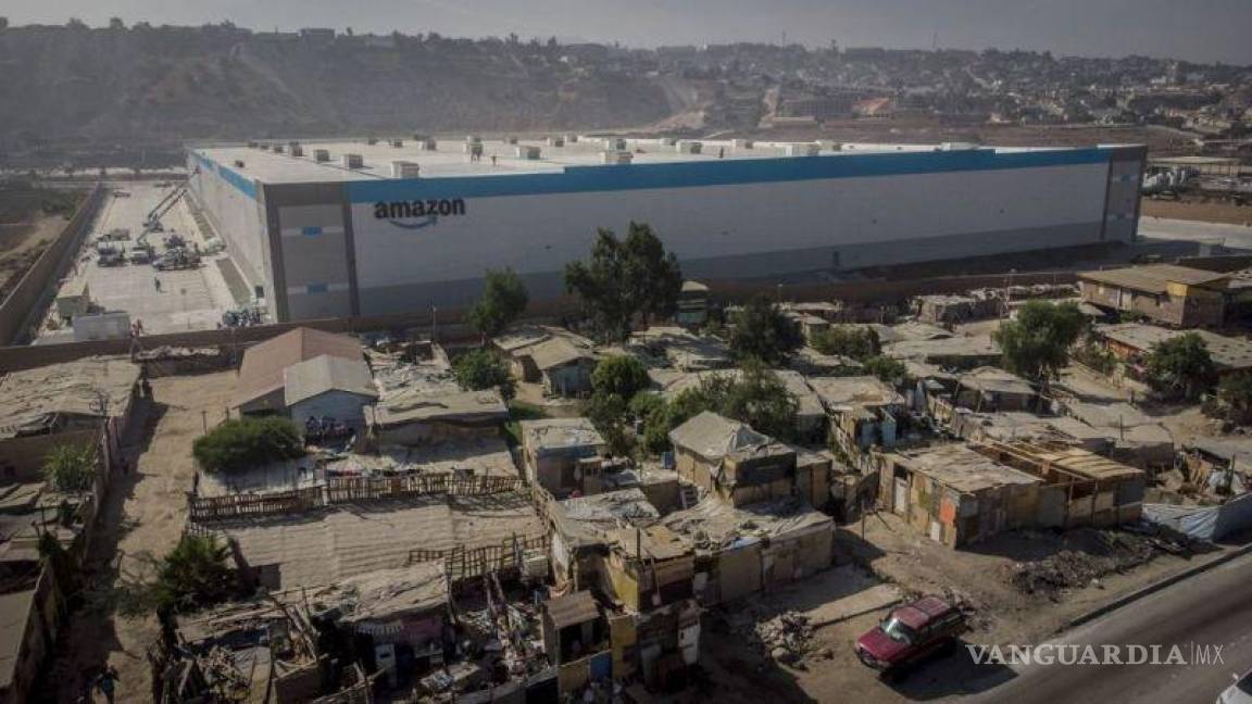 Amazon tendrá centro de distribución en Tijuana... junto a casas de cartón
