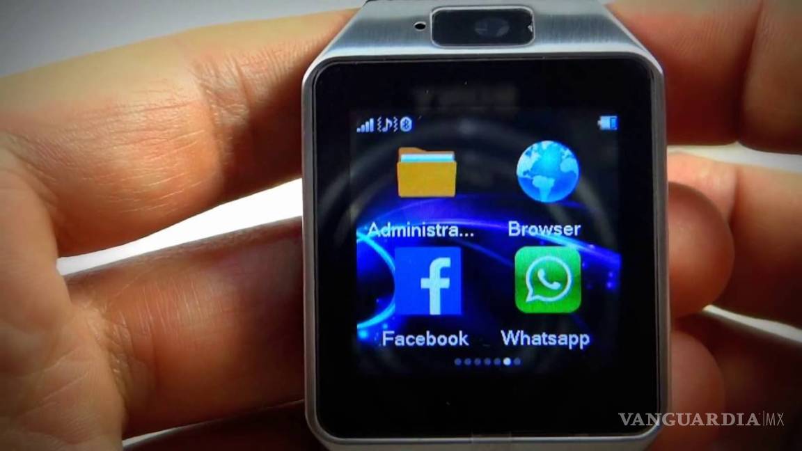 Facebook está fabricando un smartwatch para venderlo el año que viene... a cambio de tus datos de salud