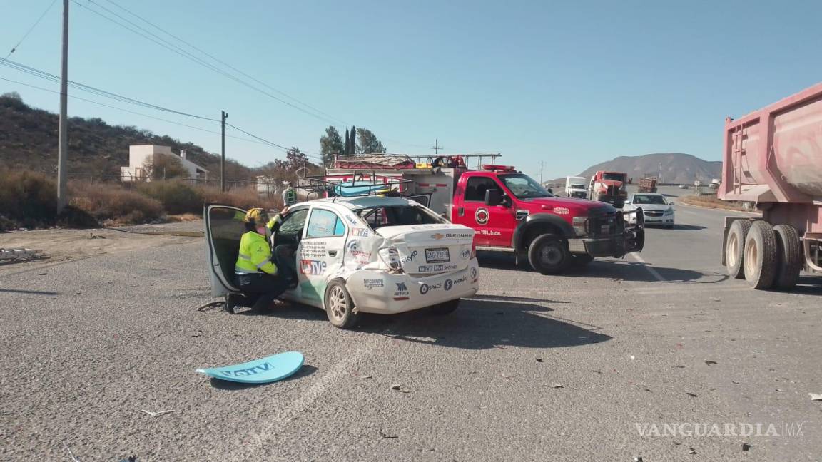 Laguneros resultan heridos en accidente en carretera Saltillo-Monclova