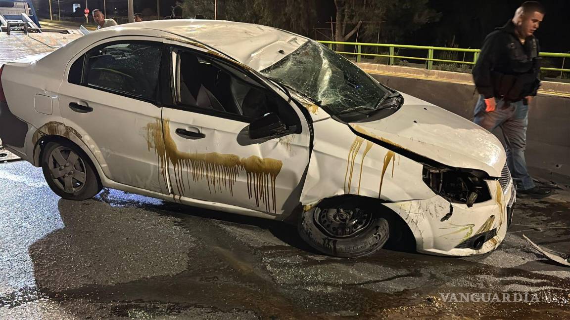 $!La unidad siniestrada fue llevada a un corralón para deslindar responsabilidades.