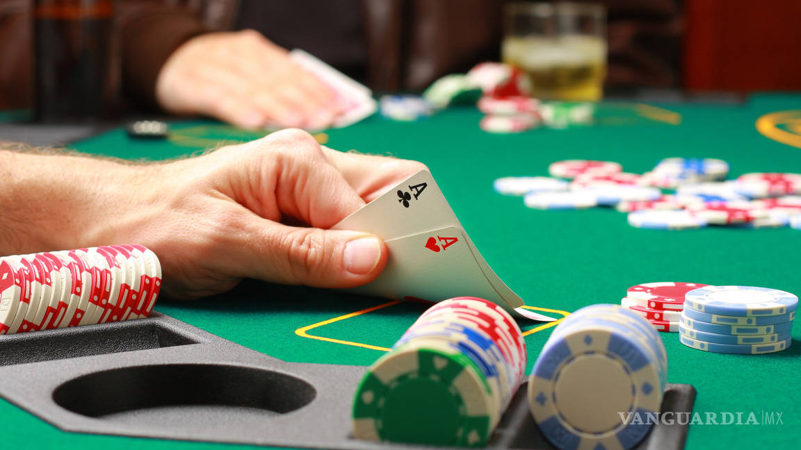 El Bronco califica de irresponsabilidad apertura de casinos