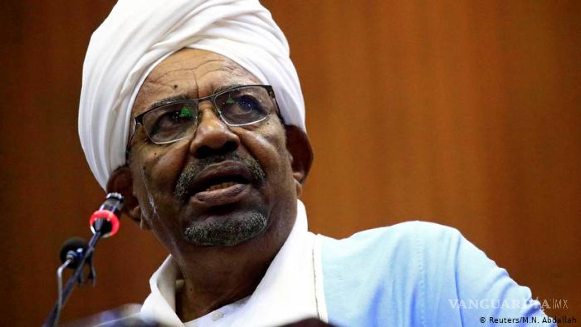 Tras violentas protestas, golpe militar derroca al presidente de Sudán