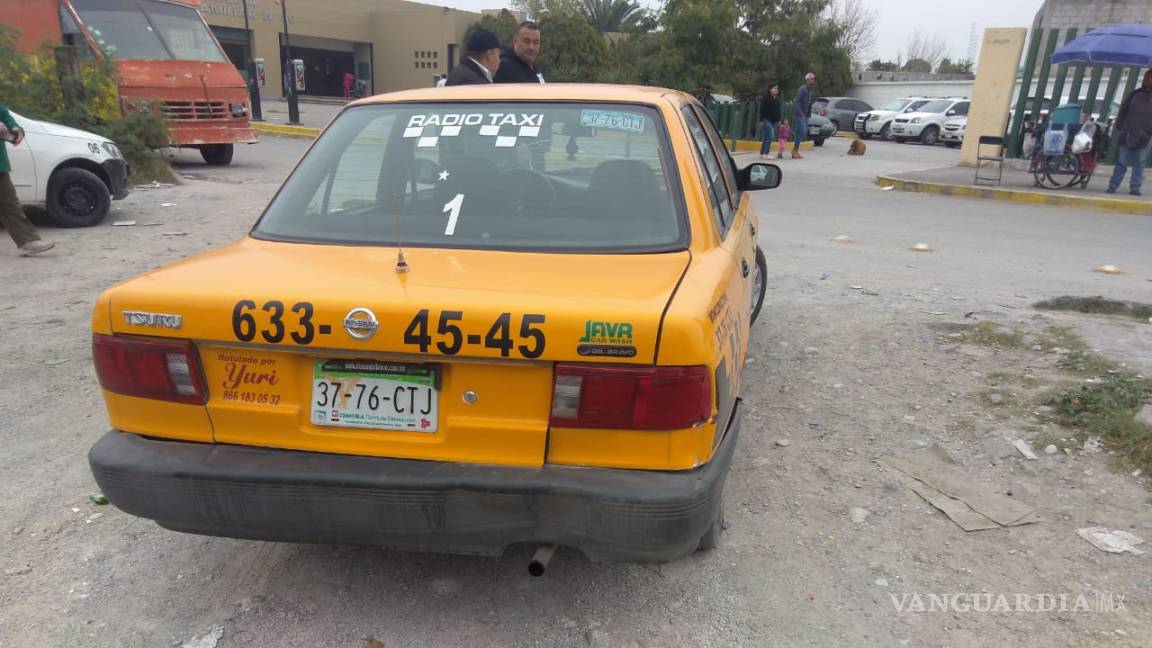 En Monclova retiran a 23 taxis de circulación