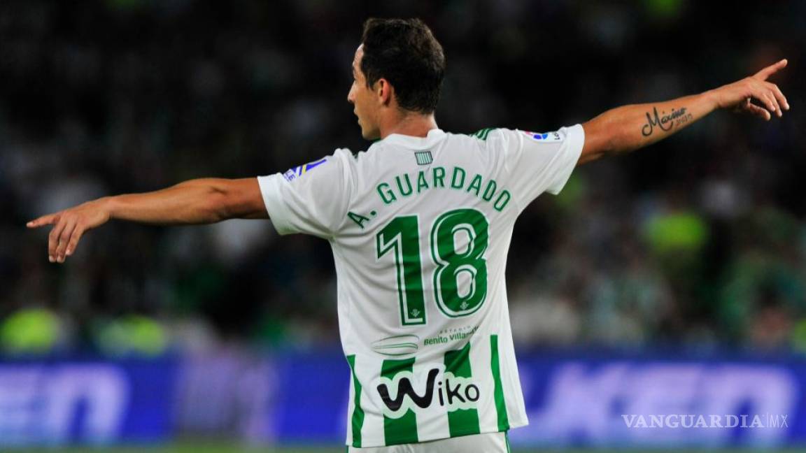 Guardado tiene un fatal debut en la Liga Española