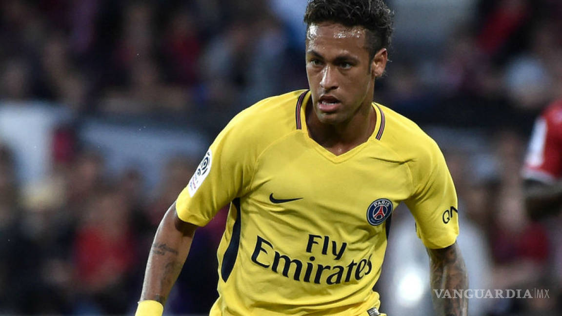 Neymar destaca por encima de Marcelo y Coutinho