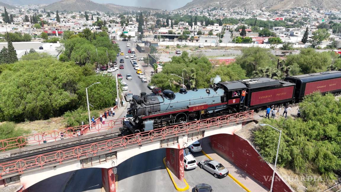 ¿Cómo se veía hace 100 años la locomotora ‘La Emperatriz’ 2816 durante su paso por México? (FOTO)