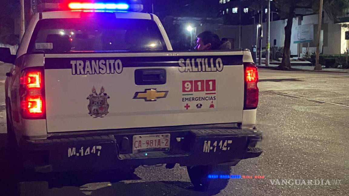 $!El conductor detenido se negó a proporcionar sus datos tras el accidente, a pesar de los señalamientos y su presunta responsabilidad en el choque múltiple.