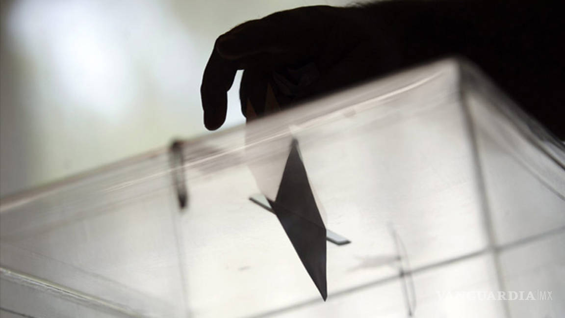 $!Chocan partidos en el INE durante jornada electoral