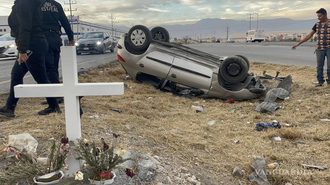 Otra colisión en el libramiento OFT deja un auto volcado y otro dañado tras esquivar tráiler