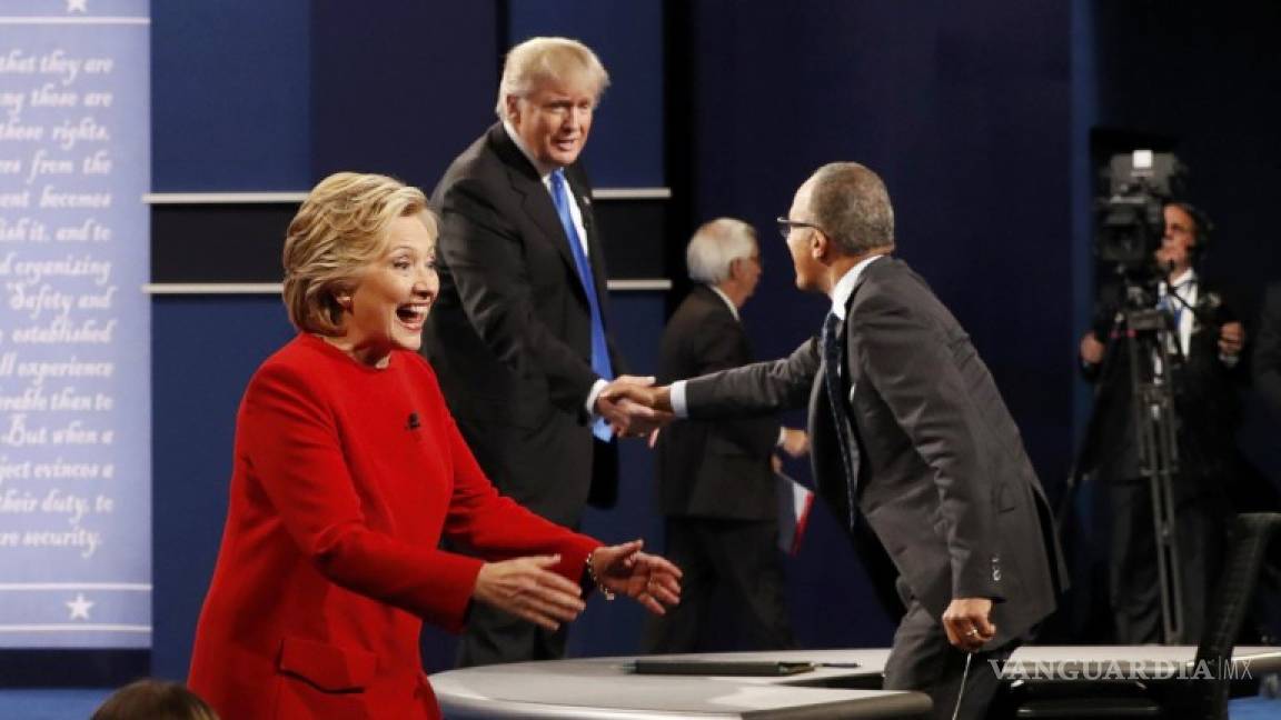 Hillary Clinton recibió preguntas antes de debate: Wikileaks
