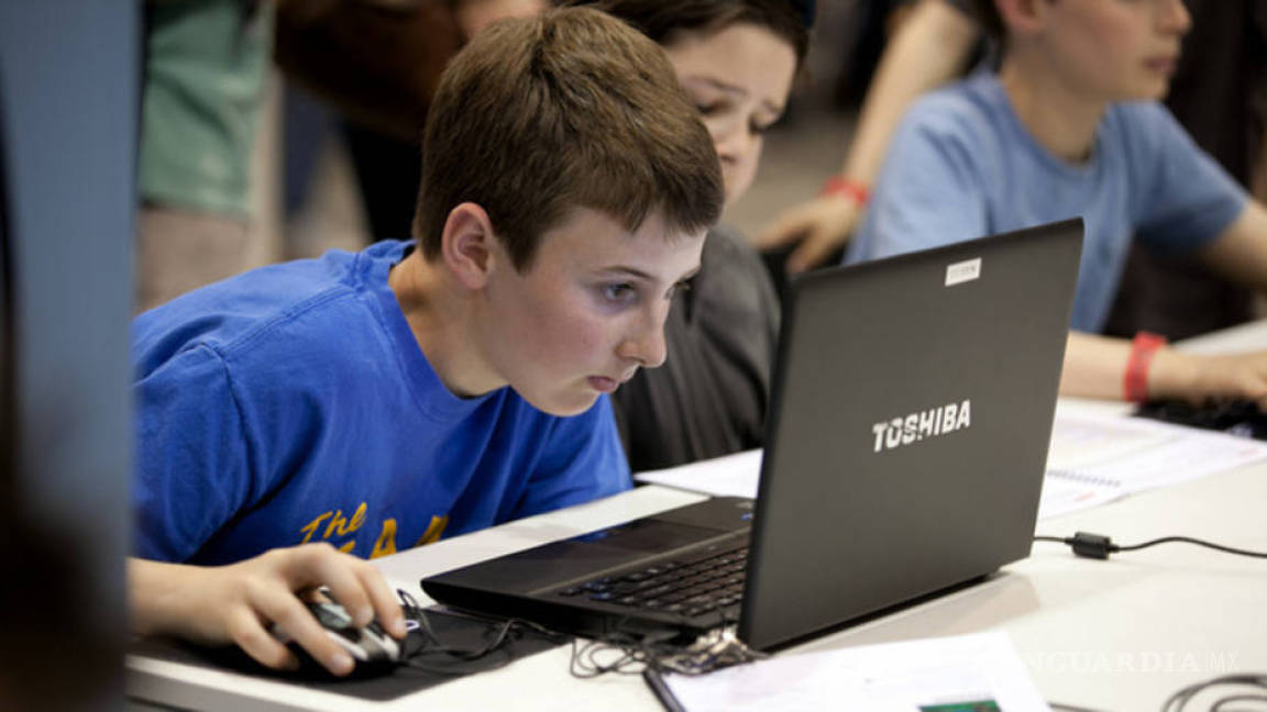 Él puede hackear un portal electoral en 10 minutos... ¡y sólo tiene 11 años!