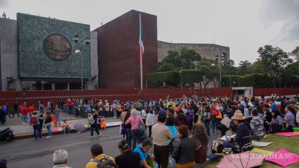 Morena y CNTE sepultan la reforma educativa de Peña Nieto
