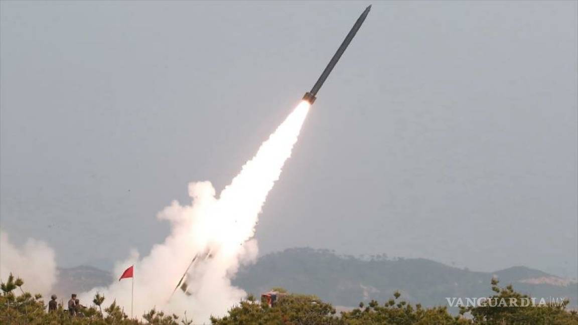 Norcorea lanzó dos proyectiles desde su costa oriental: Corea del Sur