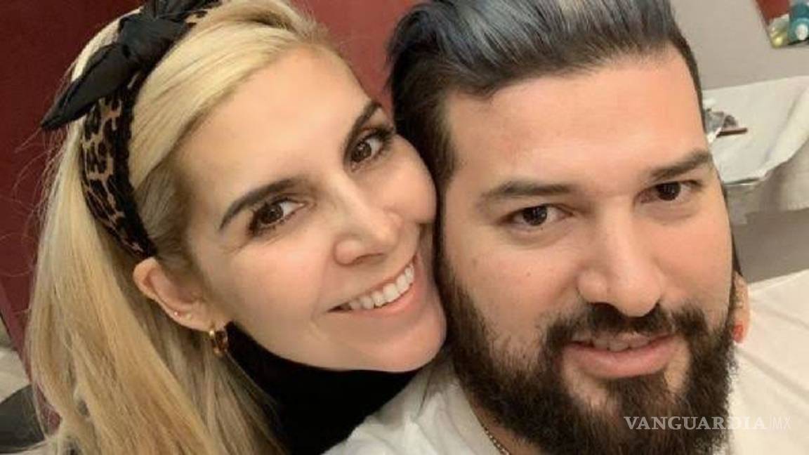 $!“Es el amor el que vence”, Cepillín 'defiende' romance de Karla Panini