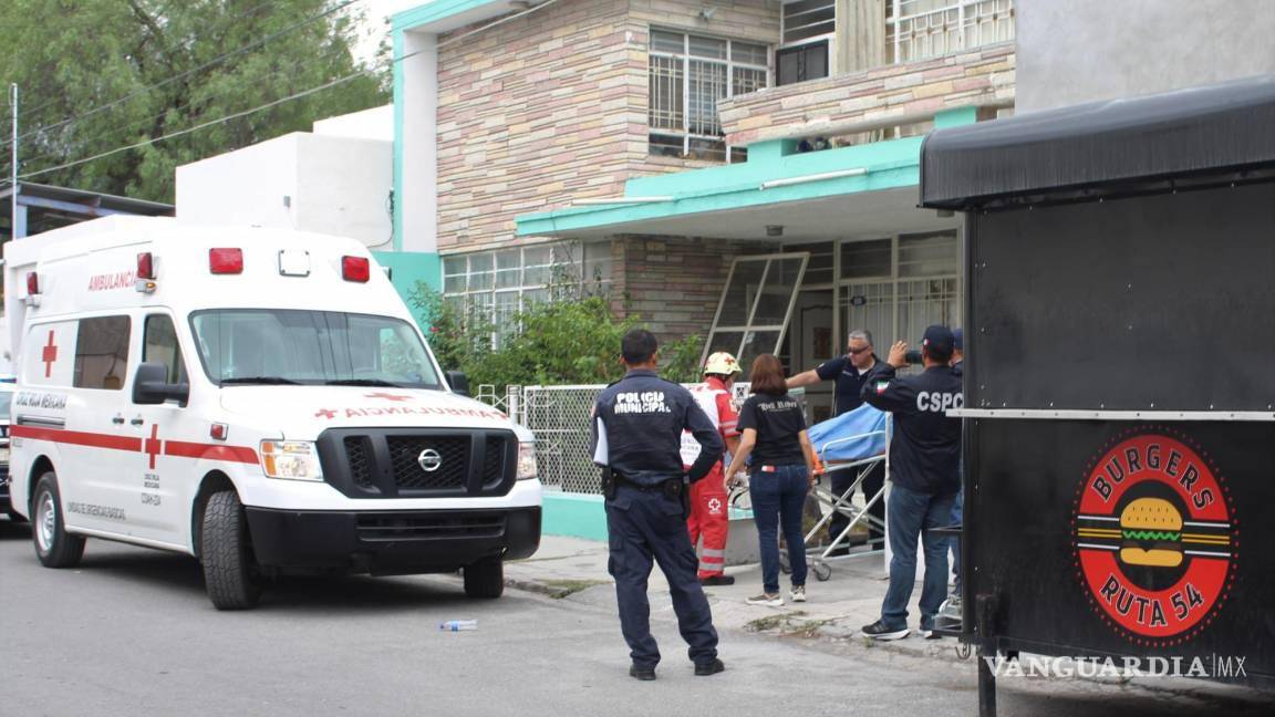$!En el sitio fue encontrada una mujer con lesiones graves en rostro y cabeza.