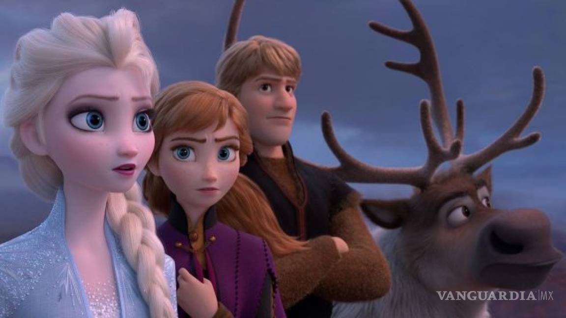 'Las Frozen son lesbianas'; mujer regaña a sus hijas y afirma que 'Disney es del diablo'