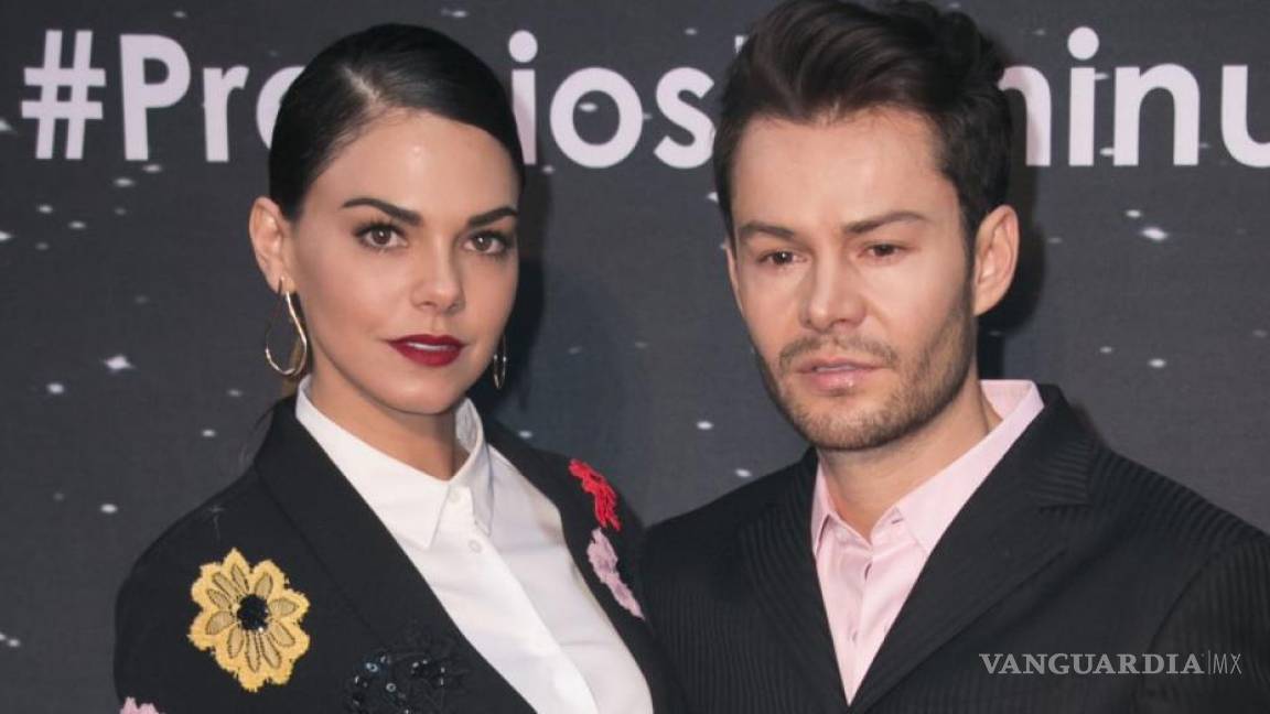 $!Actriz de televisa le cacha mensajes sexuales a su novio ¡con otro hombre!