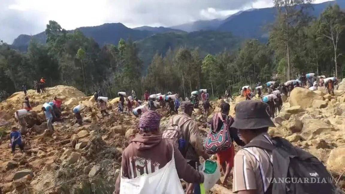 Más de dos mil están enterrados vivos por deslave en Papúa Nueva Guinea, afirma gobierno