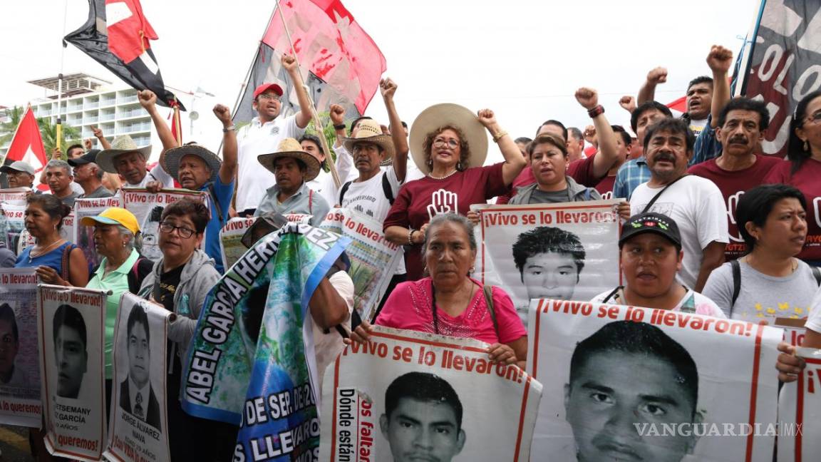 Juez libera a 3 personas más vinculadas en caso Ayotzinapa: Encinas