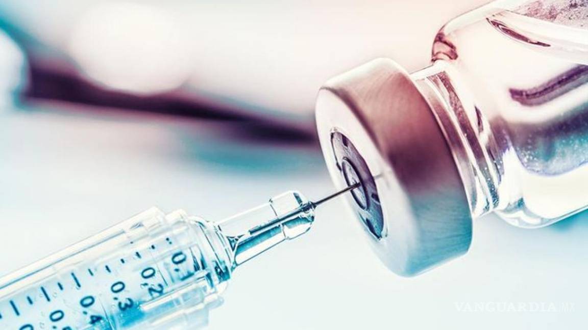 Seguirán ensayos de vacuna de AstraZeneca contra COVID-19 en Brasil pese a muerte de voluntario
