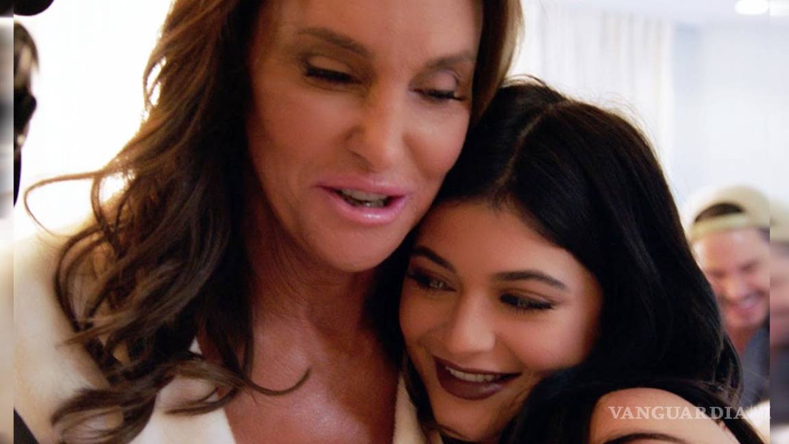 Kylie Jenner habla de la relación que mantiene con su padre Caitlyn Jenner tras su cambio de sexo