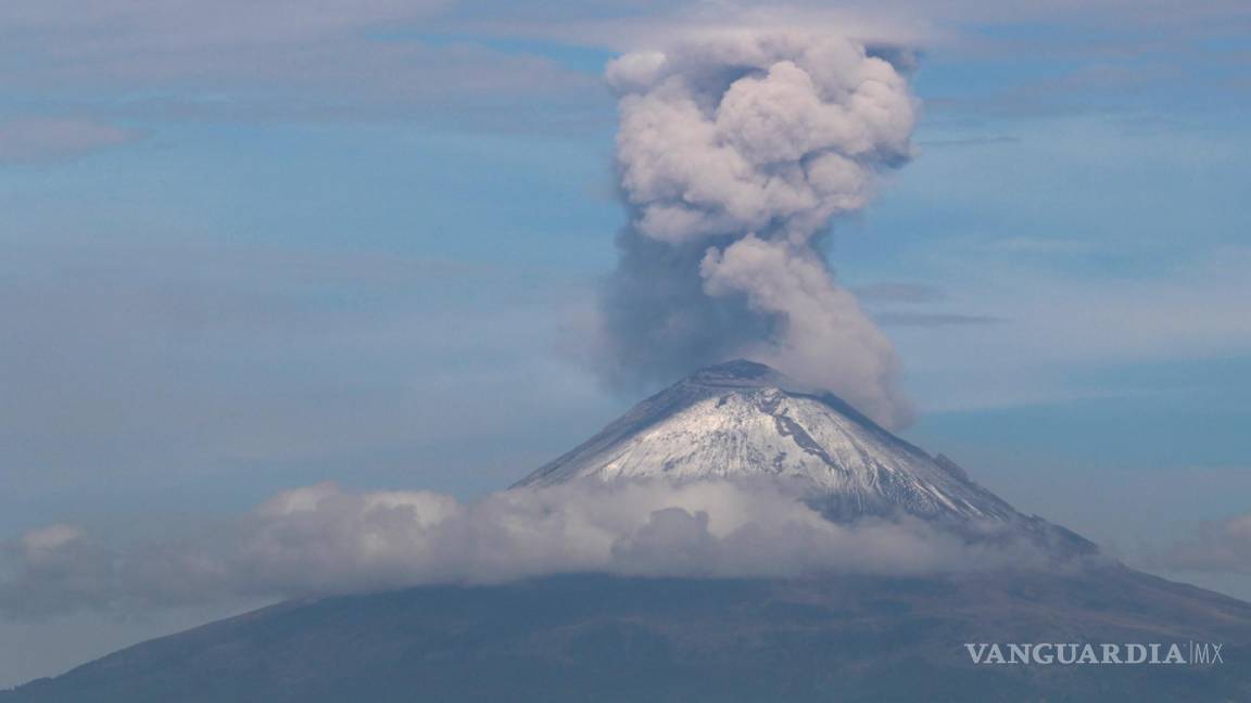 Se registra explosión en el volcán Popocatépetl durante la madrugada (VIDEO)