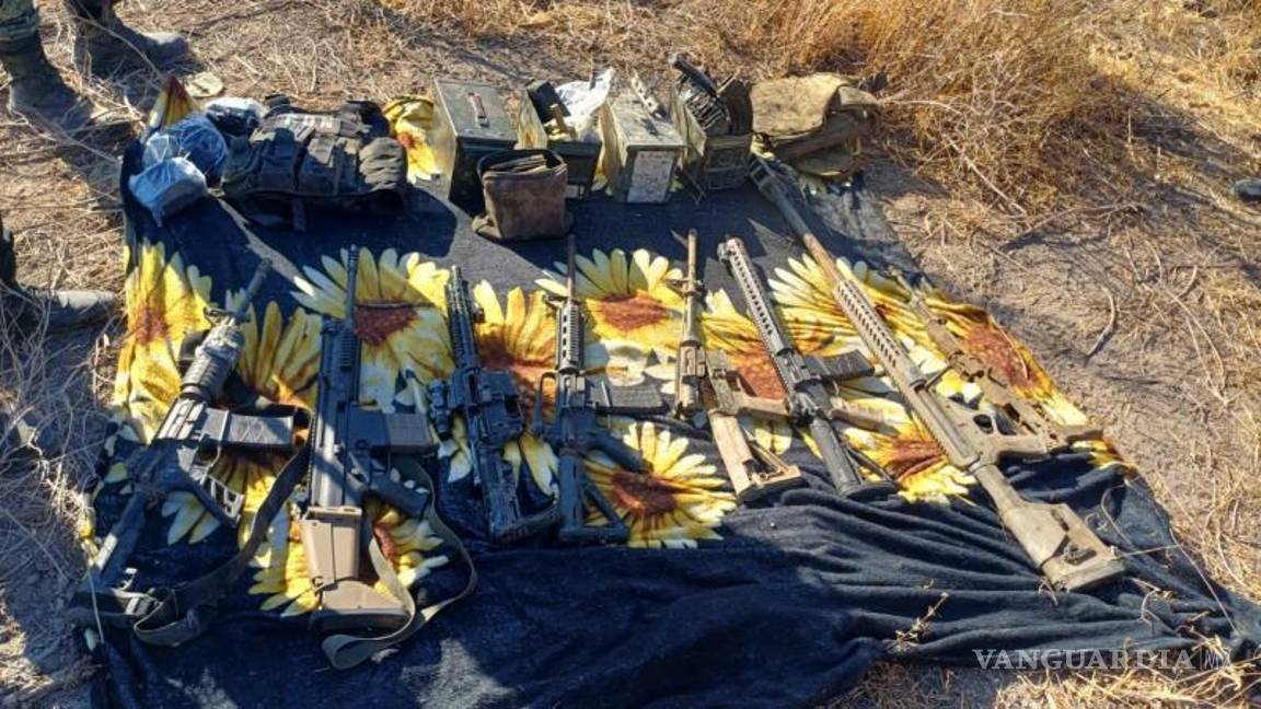 $!En la unidad se localizaron diversas armas largas, entre ellas, una calibre .50, informó el secretario de Seguridad, Gerardo Palacios Pámanes.