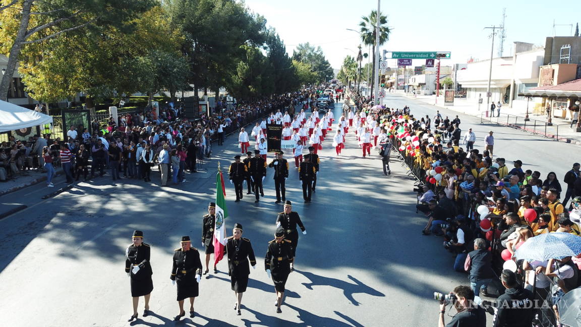 $!Desfile conmemorativo por el 109 aniversario del inicio de la Revolución Mexicana en Saltillo (Fotos y video)