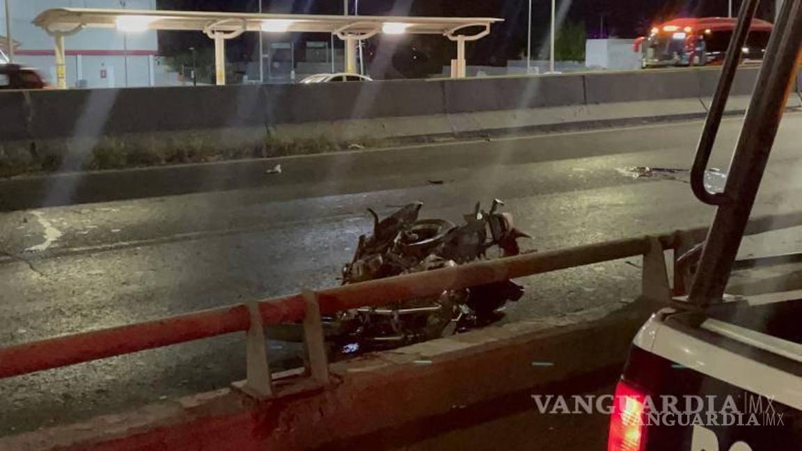 $!Un choque contra una barrera de contención dejó un fallecido y un herido grave.